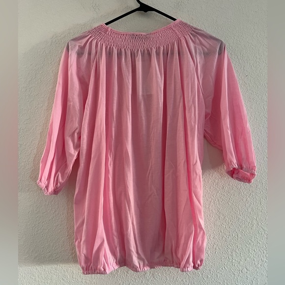 Simple flavor - pink half sleeve smocked crewneck top - Picture 5 of 6